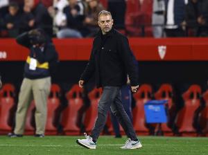 弗里克在安联夺得欧冠？图片报：拜仁曾联系过他但最终选择孔帕尼