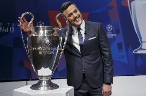 半岛体育官网-国米世界前10、前5还是前3？塞萨尔：前5，他们能晋级欧冠半决赛