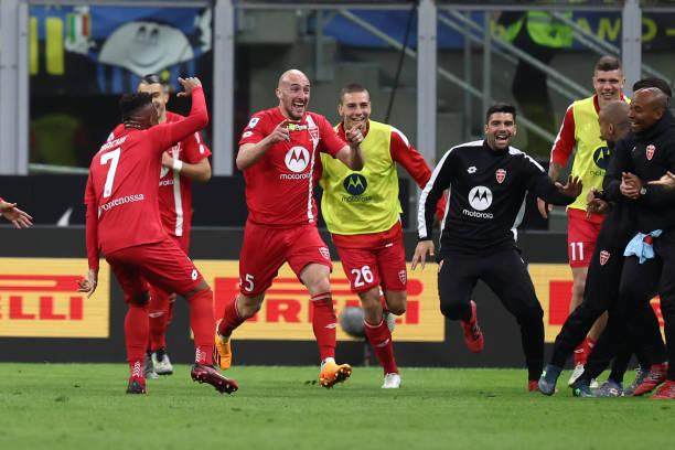 1681596107529045961.jpg 1251860602-612x612.jpg