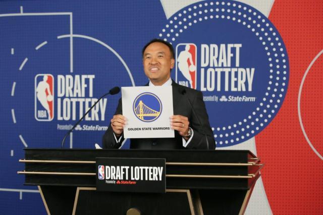 半岛体育官网-乐透抽签即将开启 勇士最美的梦应该怎么做？